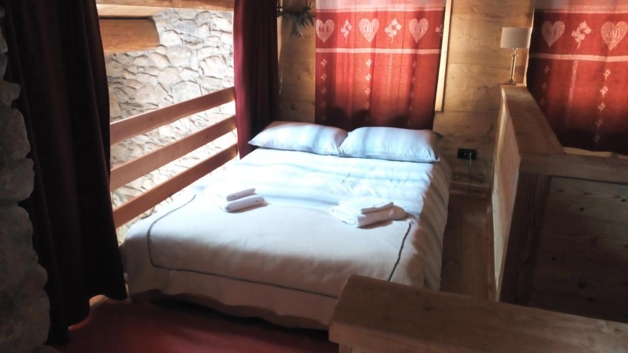 ليمون بييمونت B&B L'Abric - Centro Storico Di Limonetto الغرفة الصورة