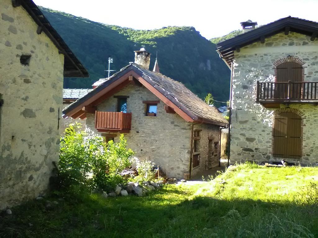 ليمون بييمونت B&B L'Abric - Centro Storico Di Limonetto المظهر الخارجي الصورة